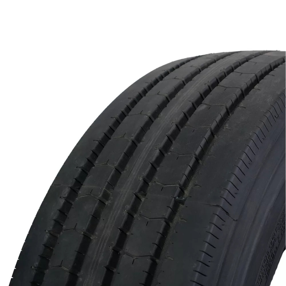 Грузовая шина 285/70 R19,5 Long March LM-216 18PR в Свободном